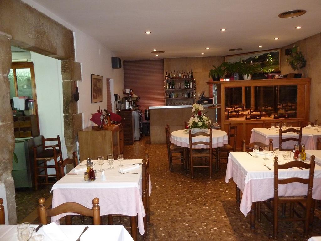 Restaurant Fonda Giralt 호텔 Amer 외부 사진